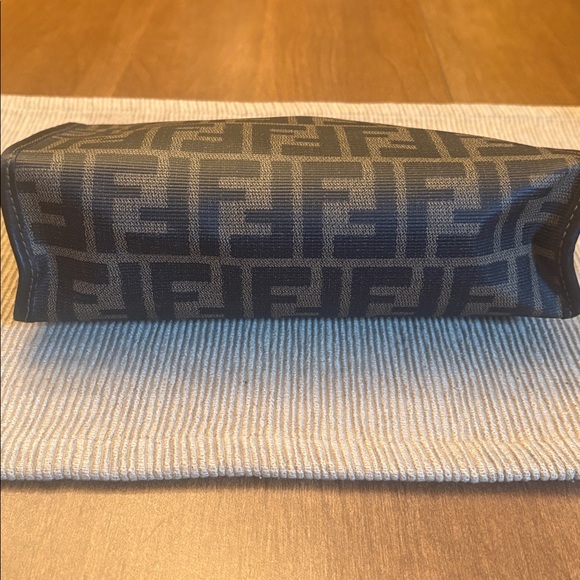 Fendi Zucca Cosmetic Bag - Picture 5 of 10
